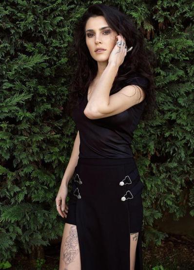 Serenay Aktaş: Aşka özlem duyuyorum