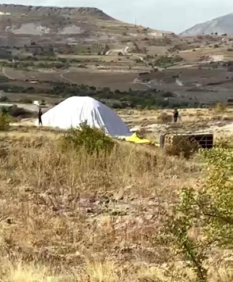 Nevşehirde balon sert iniş yaptı: 2 ölü, 3 yaralı