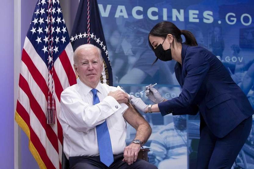Biden koronavirüse karşı 5. doz aşısını canlı yayında yaptırdı