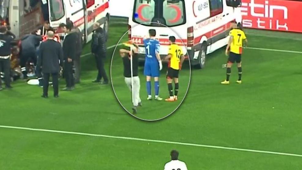 İşte fotoğraflarla Göztepe-Altay maçında yaşananlar Kanlar içinde kaldı