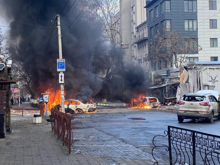 Ukrayna’nın Herson kentine saldırı: 8 ölü