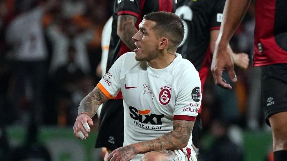 Süper Lig'de dev derbi! Fenerbahçe-Galatasaray muhtemel 11'ler...