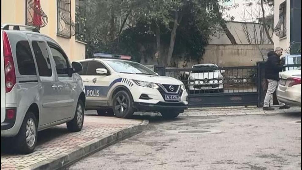 SON DAKİKA: İstanbulda anne ve 2 kızı evde ölü bulundu