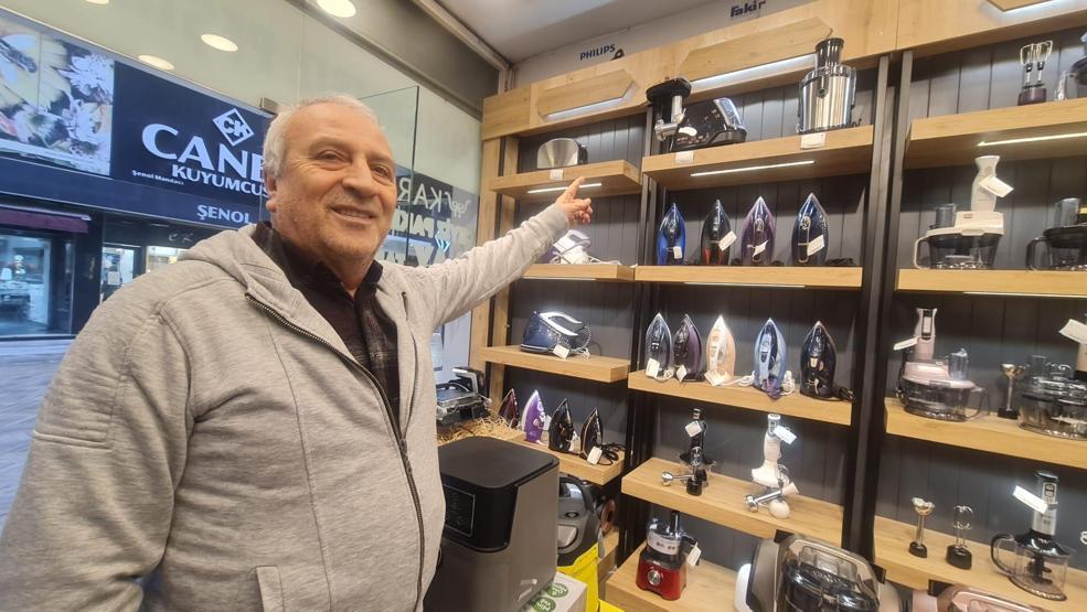 Kuş, kıyma makinesine yuva yaptı: Buradan gidene kadar cihaz ona ait