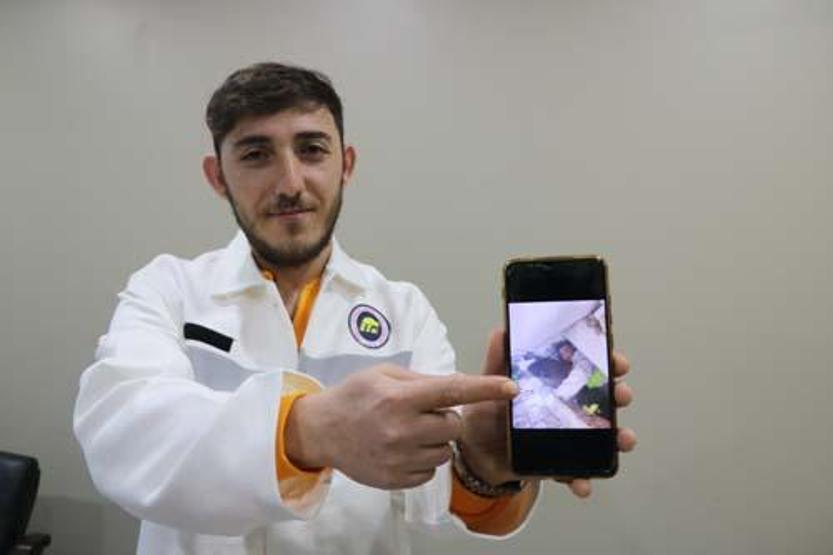 Enkazın altındaki nefes: Deprem uyarısını dinlemeyip kurtardılar