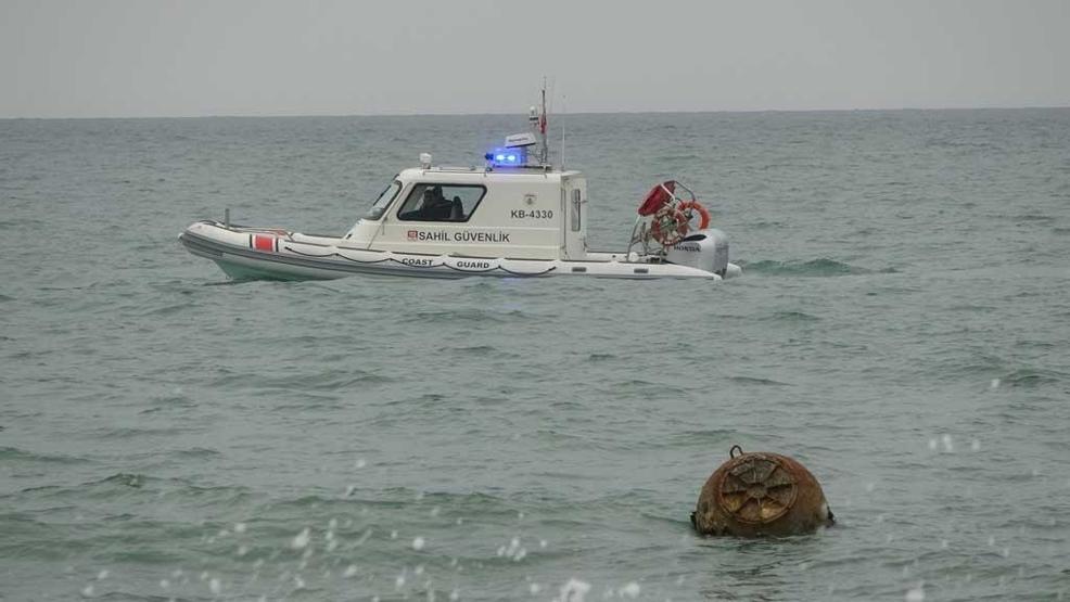 Ekipler harekete geçti Bölgedeki vatandaşlar alandan uzaklaştırıldı