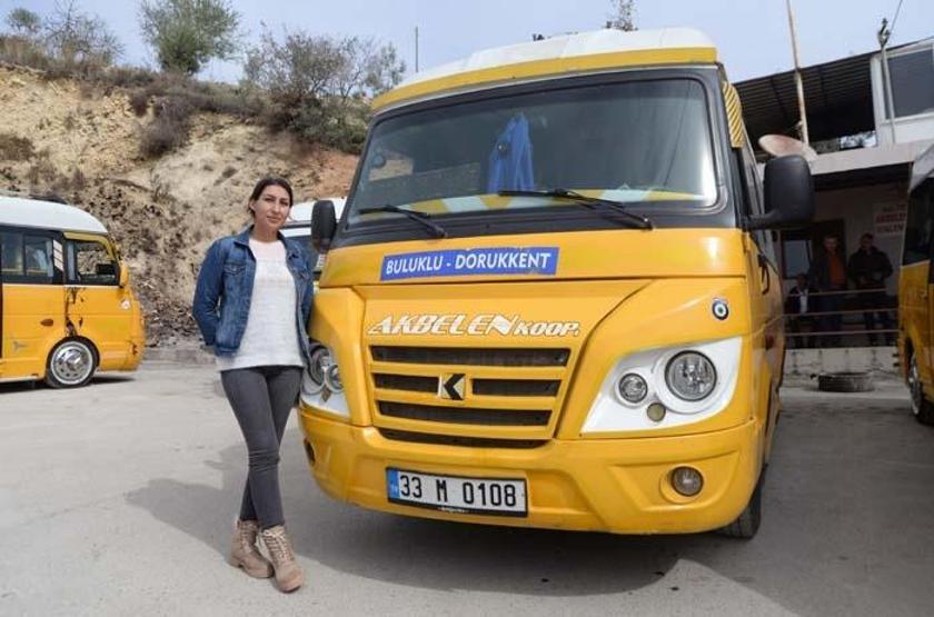 Kadın şoförler, Dünya Kadınlar Gününde direksiyon salladı Önce şaşırıyor, sonra hayran kalıyorlar