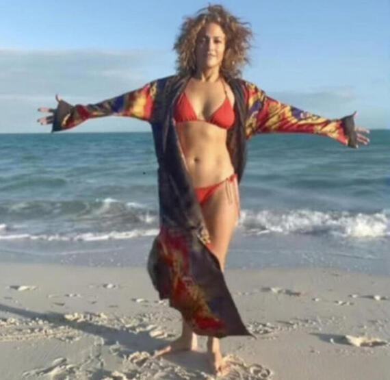 53 yaşındaki Jennifer Lopez fit görüntüsünü neye borçlu
