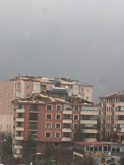 Ankarada korkutan rüzgar: Bugün yaşadıklarımız büyük bir şok