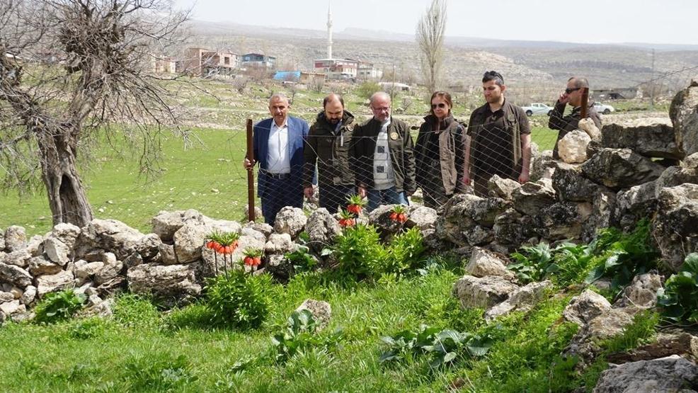Köylülerin ters lale nöbeti