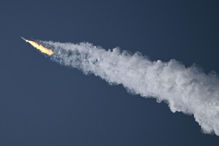 Test uçuşu başarısız oldu: Starship, kalkıştan dakikalar sonra infilak etti