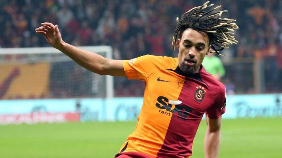 Galatasaraylı Sacha Boey'e astronomik teklif!