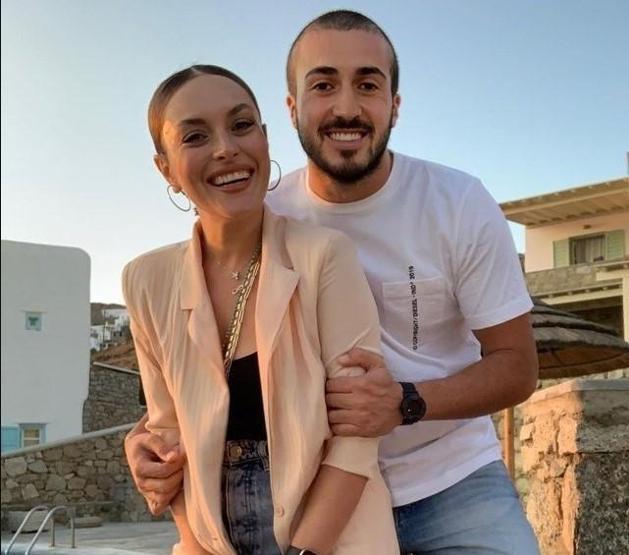 Ezgi Mola’nın eşi Mustafa Aksakallı’dan ilk açıklama geldi Bebek mi geliyor