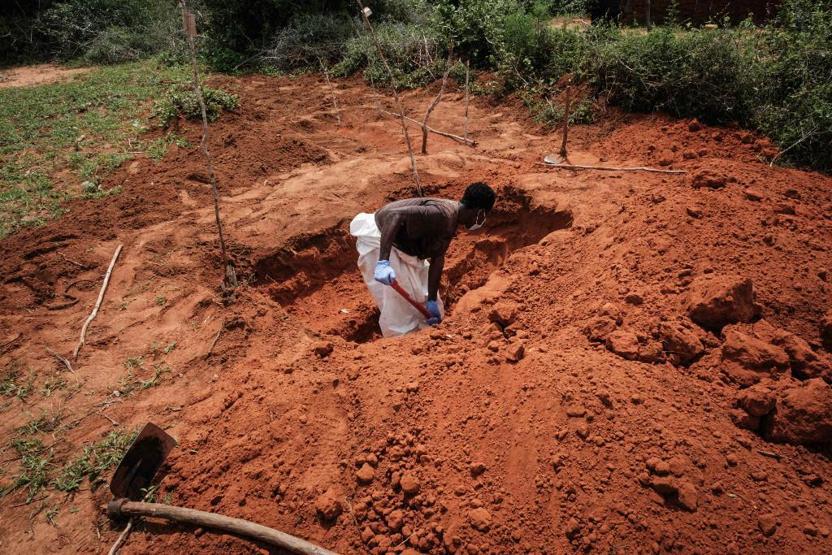 Kenya’da bulunan toplu mezarlar: Cennete gitme vaadiyle açlıktan ölenlerin organları mı çalındı