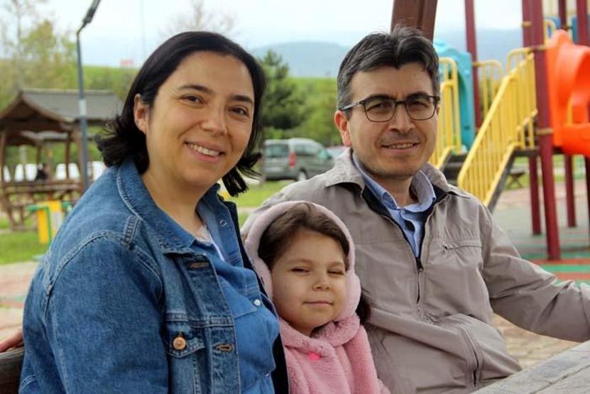 Kızına böbreğini vererek yaşama döndürdü Evladım olmadan yaşamamın bir anlamı yok