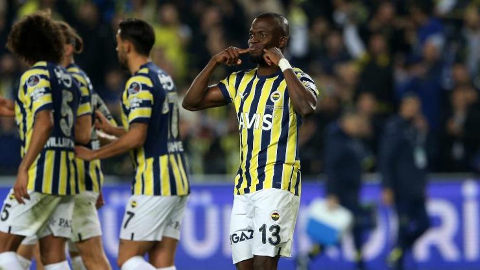 Fenerbahçeden Valenciaya son teklif