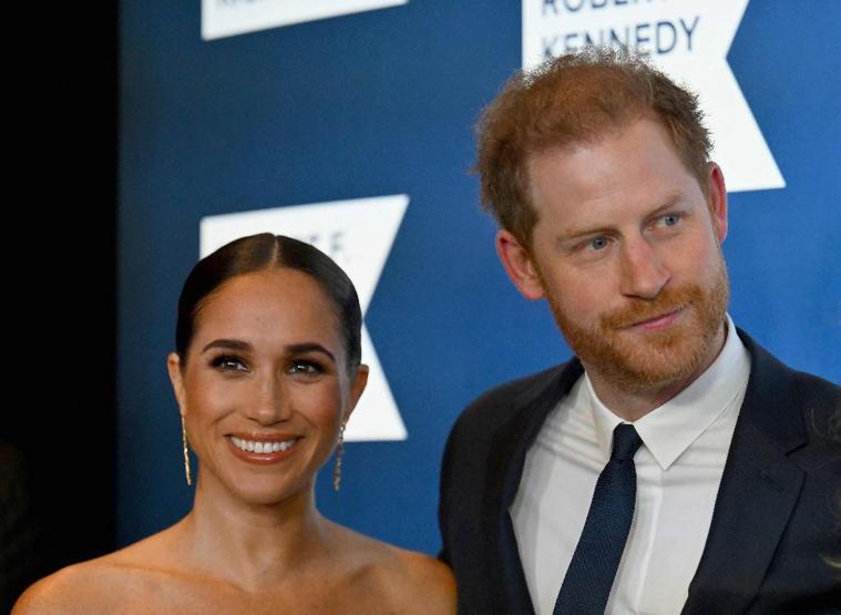 Prens Harry ve Meghan Markle ile gazeteciler arasında iki saat kovalamaca