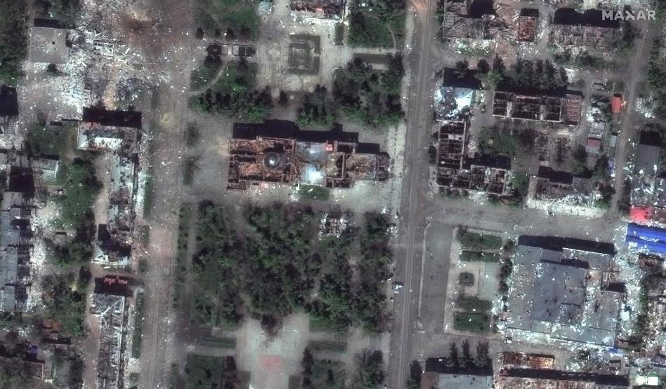 Ukrayna Devlet Başkanı Zelenski, Bahmutun yerle bir olduğunu açıkladı