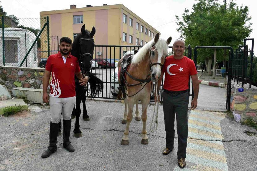 Türkiye'den seçim manzaraları: Sandık başından renkli görüntüler!