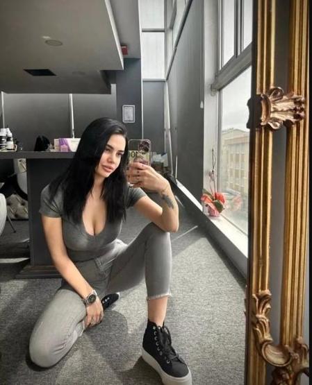Ece Ronay tek celsede boşandı