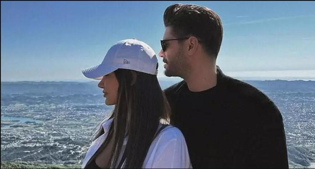 Tolgahan Sayışman ve eşi Almeda Abazinin aile saadeti