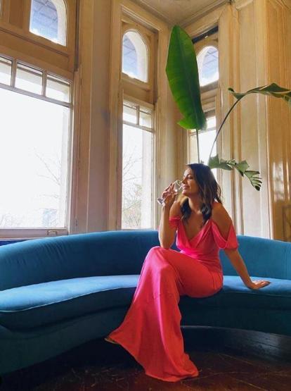 İrem Sak makyajsız görüntülendi