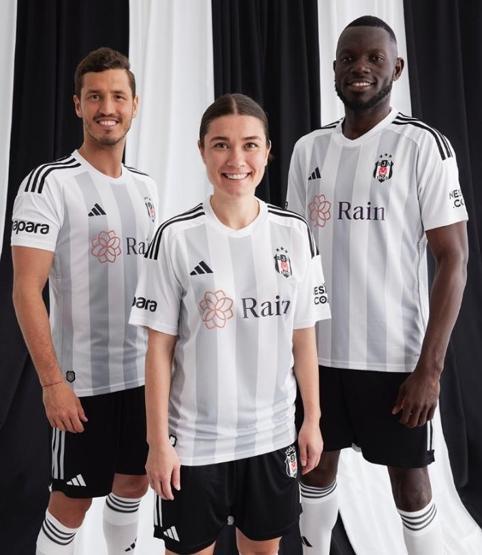 Beşiktaş yeni sezon formalarını duyurdu