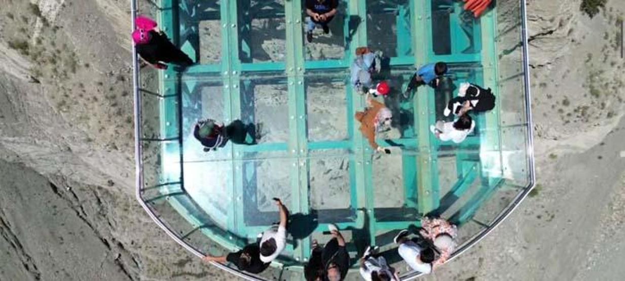 Türkiye’nin en büyük seyir terası ilgi odağı