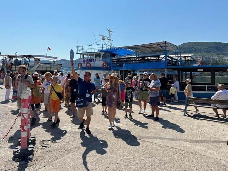 Amasraya kruvaziyer ile 1 yılda 18 bin 160 Rus turist geldi