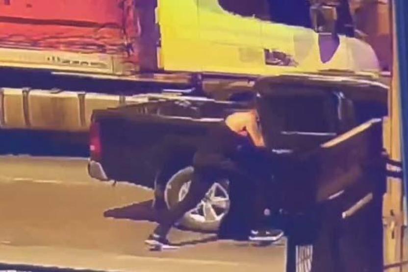Başakşehirdeki vale cinayeti: Dur ihtarına uymayan şüphelilerle polis arasında çatışma