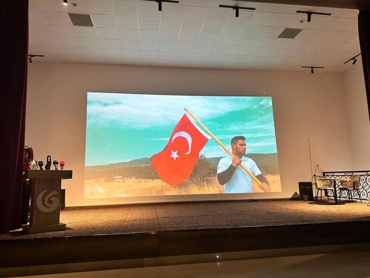 Afrin’de 30 Ağustos kutlaması; Türkçe şiirler okuyup harmandalı oynadılar