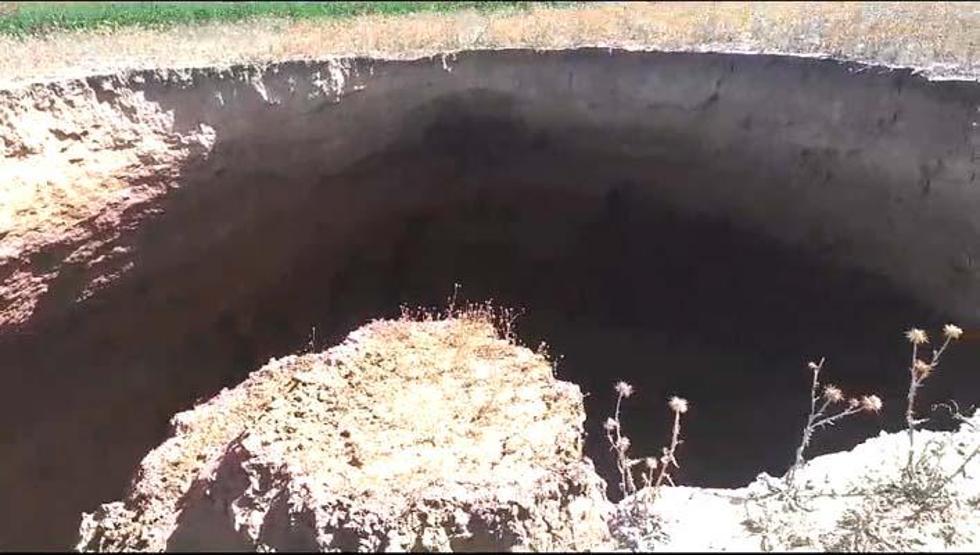 Konya'da 60 metre derinliğinde obruk oluştu