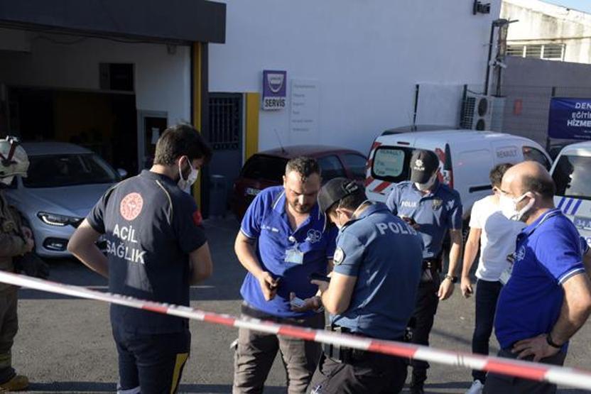İBB Havuzunda sıvı klor etrafa yayıldı, 2 çalışan etkilendi