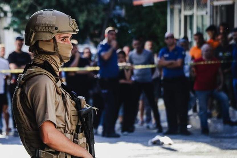 Antalya'da nefes kesen operasyon! Rehin alınan anne kurtarıldı