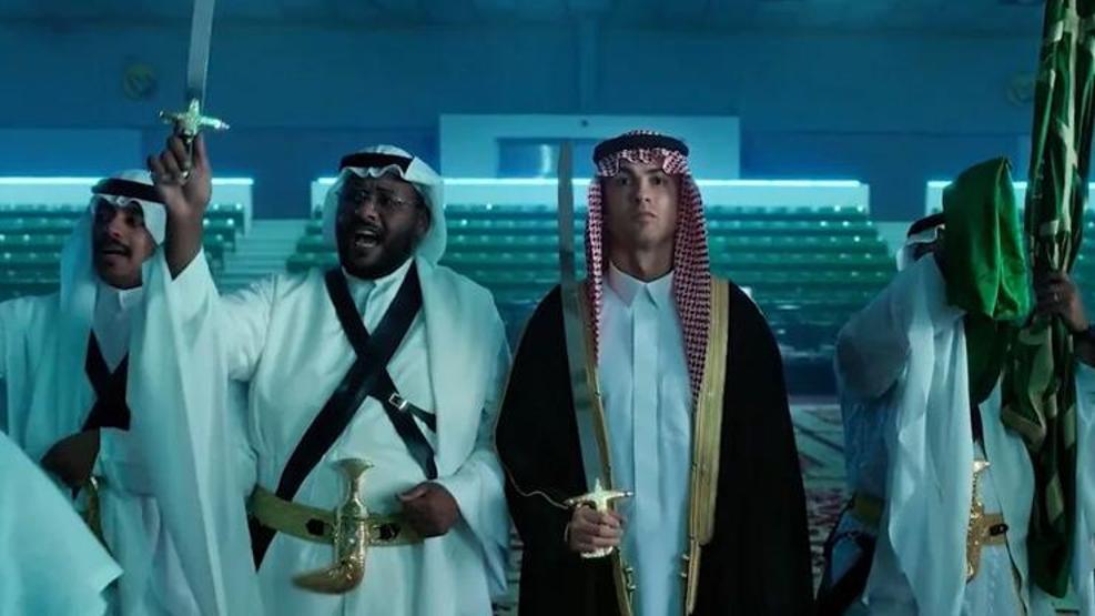 Cristiano Ronaldo, Suudi Arabistan Milli Günü için Arap kıyafetleri giydi