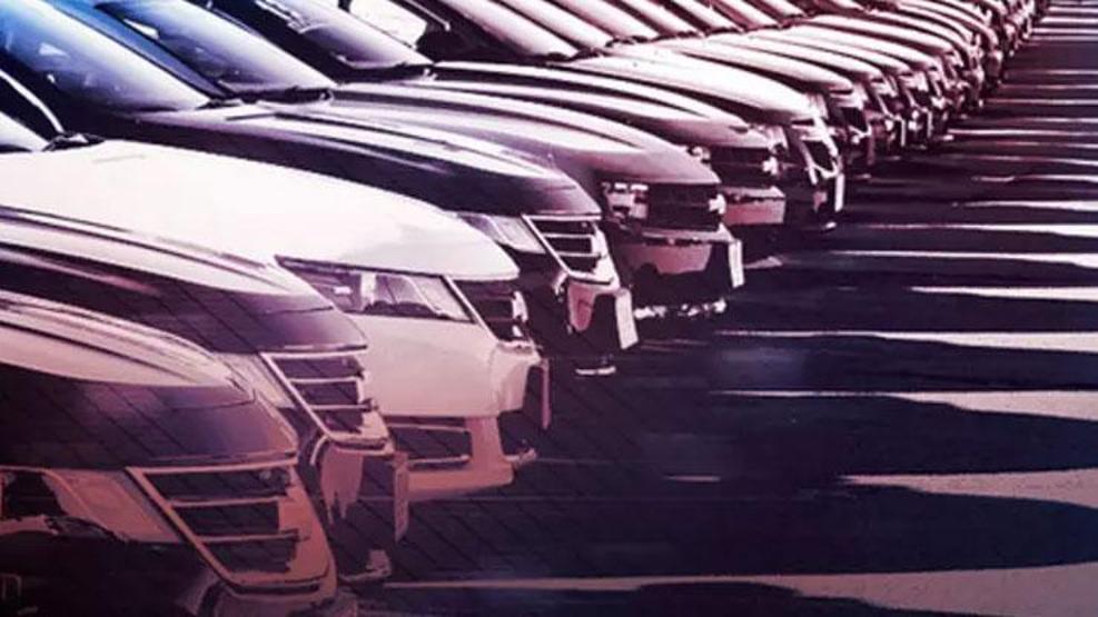 Araç alacaklar dikkat: Fiyatlardaki artış kesildi, bayiler indirim teklif ediyor