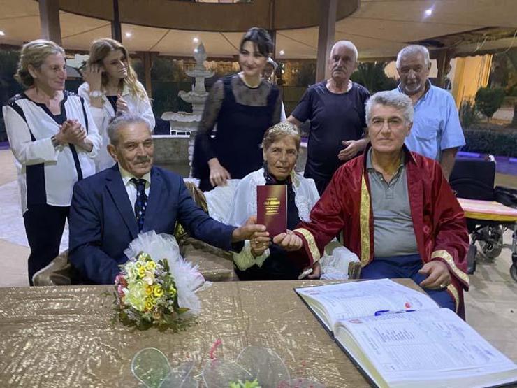 Huzurevinde tanışıp, mutluluğa ‘evet’ dediler