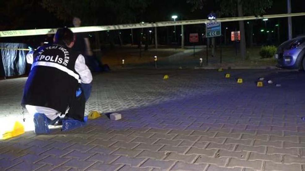 Öldürdüğü gece kulübü sahibini darbettiği anları sosyal medyadan yayınlamış
