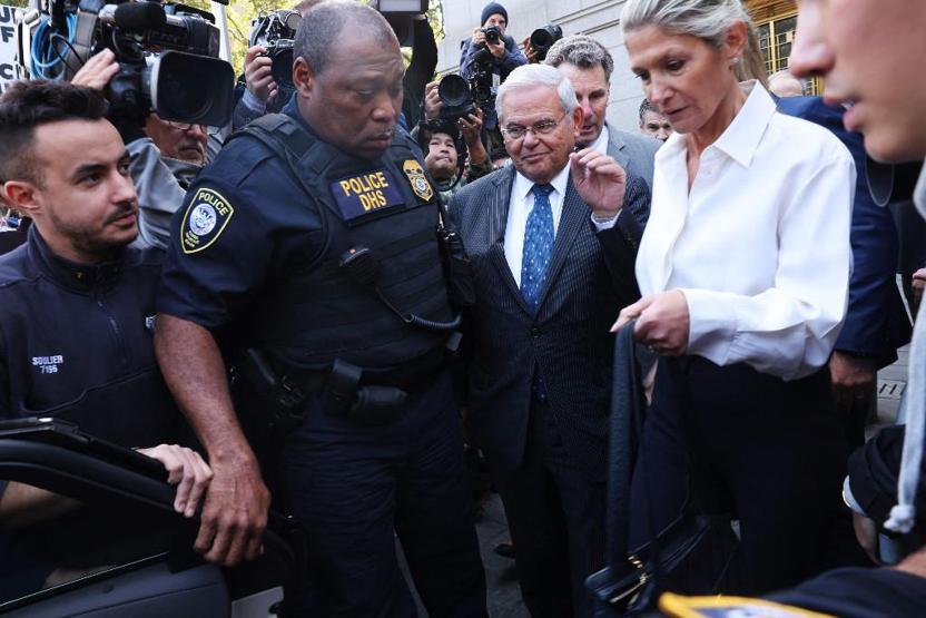 Türkiye düşmanı senatör Bob Menendez'in cezası belli oldu