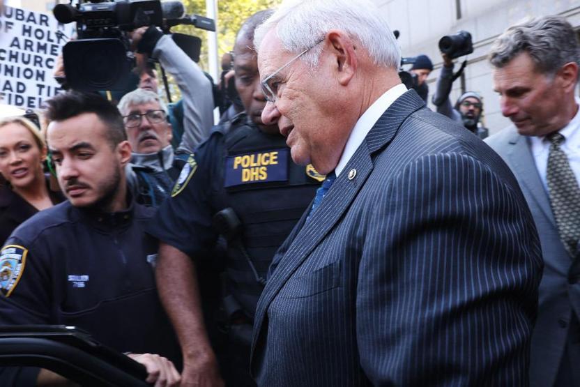 Türkiye düşmanı senatör Bob Menendez'in cezası belli oldu
