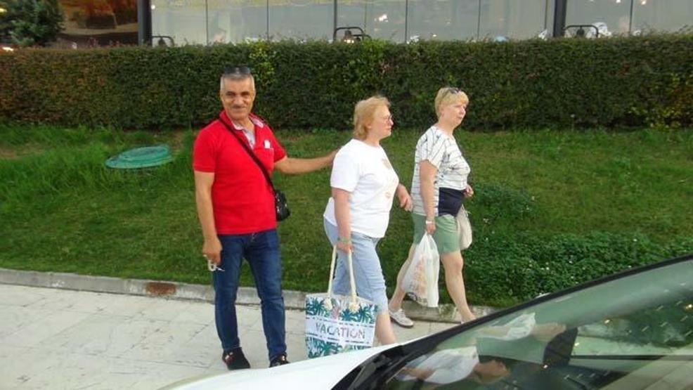 Çaresizce araçtakilere böyle seslendi: Bugün yok, polis beni yakaladı
