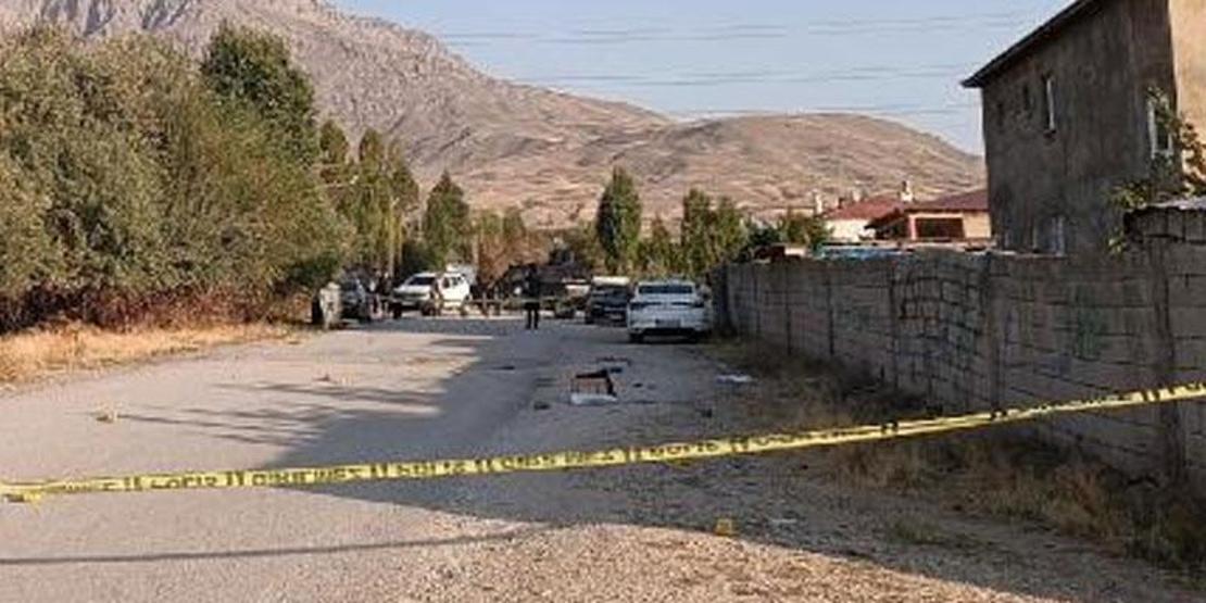 Van'da iki aile birbirine girdi: 1 ölü, çok sayıda yaralı var!