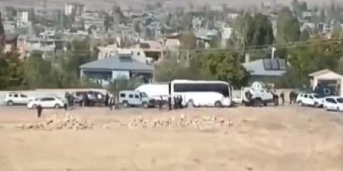 Van'da iki aile birbirine girdi: 1 ölü, çok sayıda yaralı var!