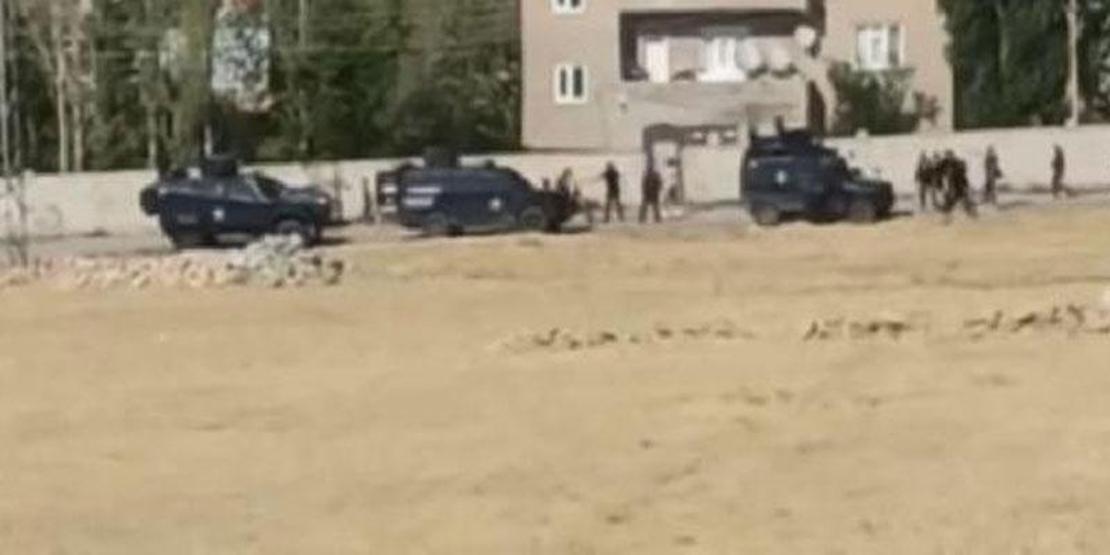 Van'da iki aile birbirine girdi: 1 ölü, çok sayıda yaralı var!