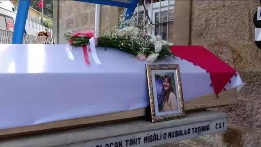 Seda Fettahoğlu son yolculuğuna uğurlandı