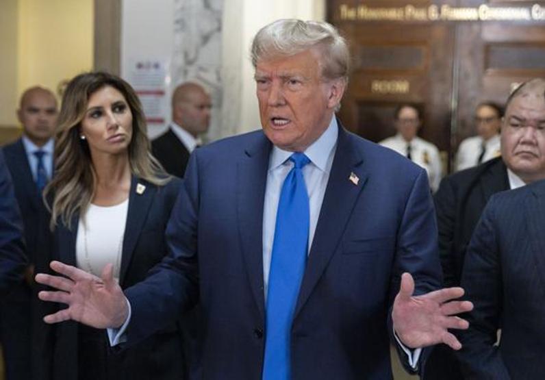 Trump mahkemeye böyle geldi: Tüm zamanların en büyük cadı avı