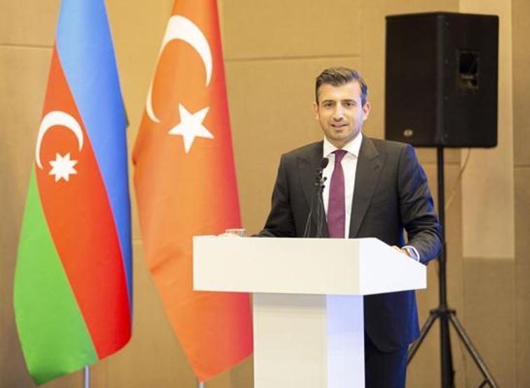 Selçuk Bayraktar'a Azerbaycan'dan madalya