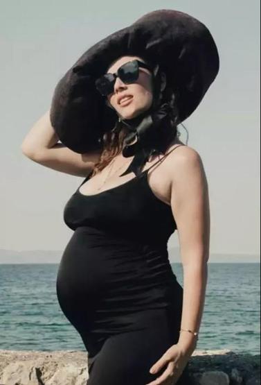 Demet Evgar setleri özlediğini açıkladı