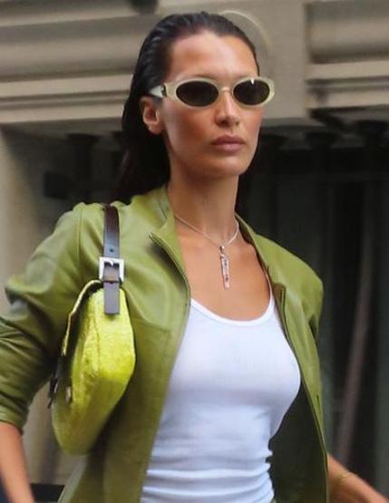 Filistin asıllı Bella Hadid: Telefon numaram sızdırıldı, her gün ölüm tehditleri alıyorum