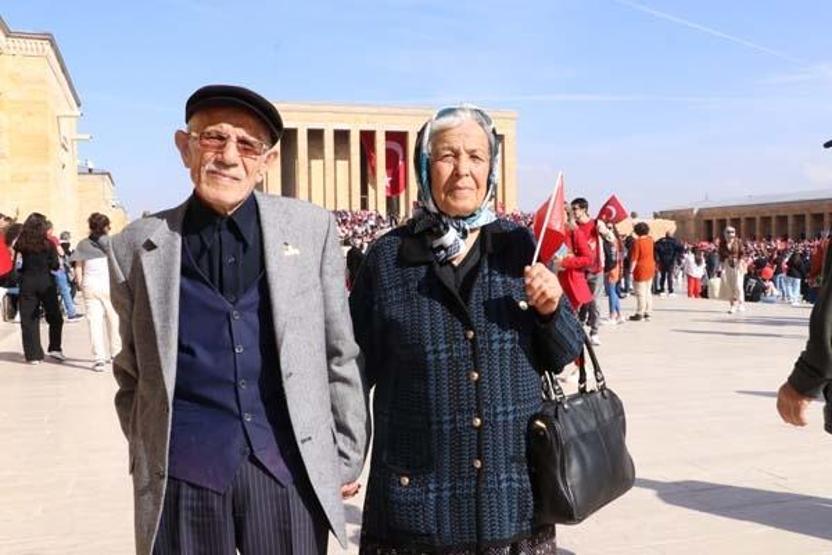 Milyonlar Ataya koştu: Anıtkabir ve Dolmabahçe hıncahınç doldu